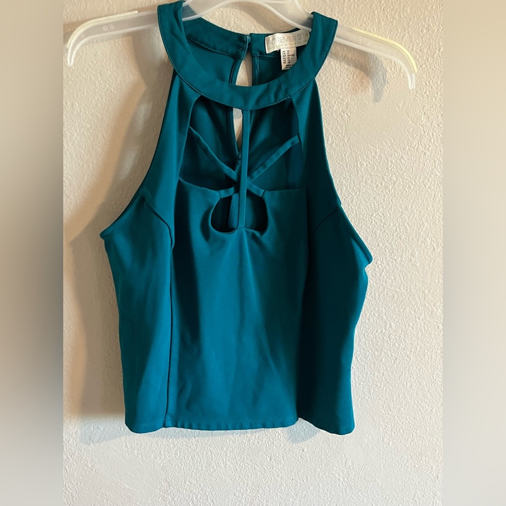 Used forever 21 crop top size 1X